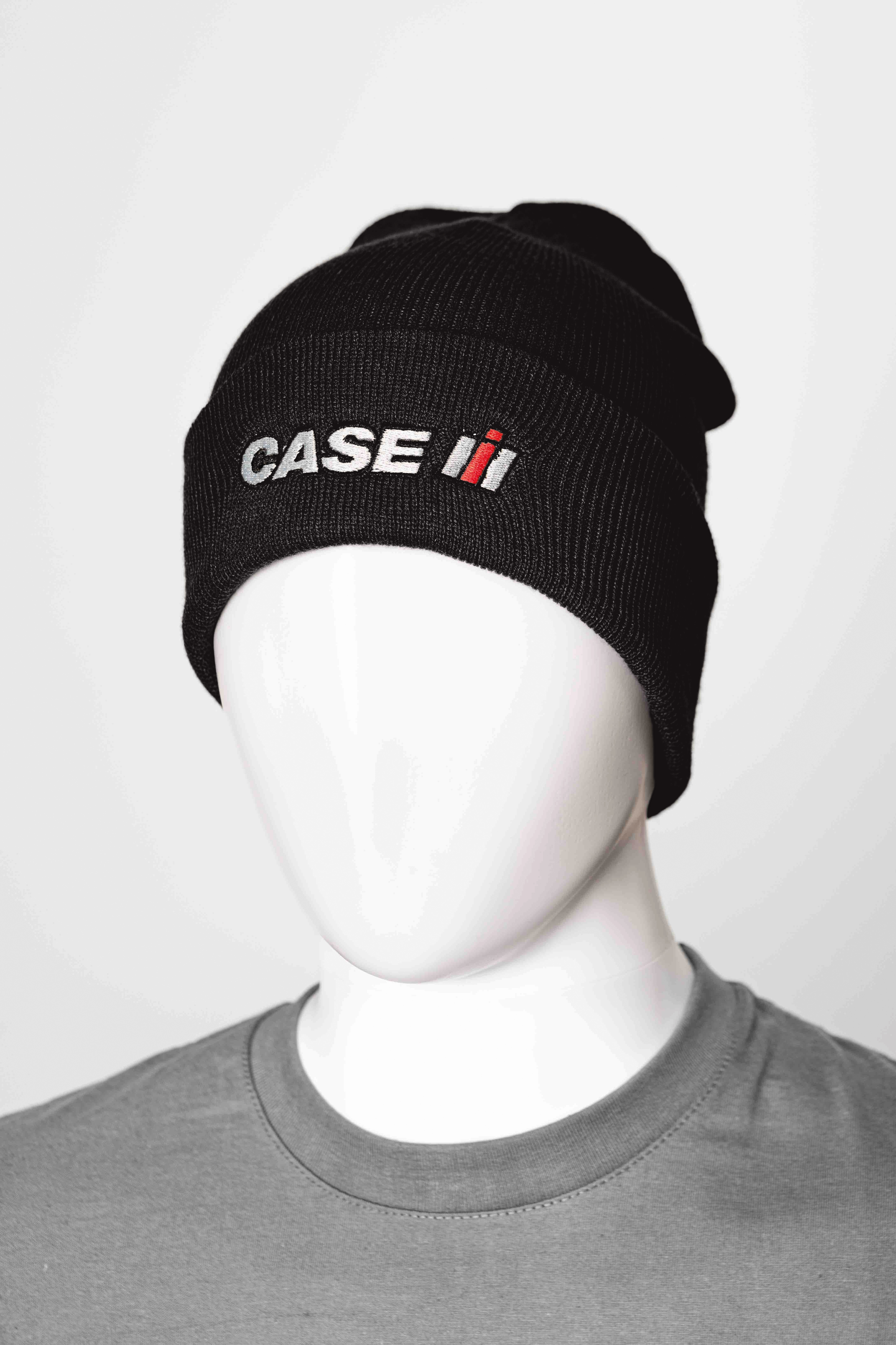 Zimní čepice s výšivkou CASE IH