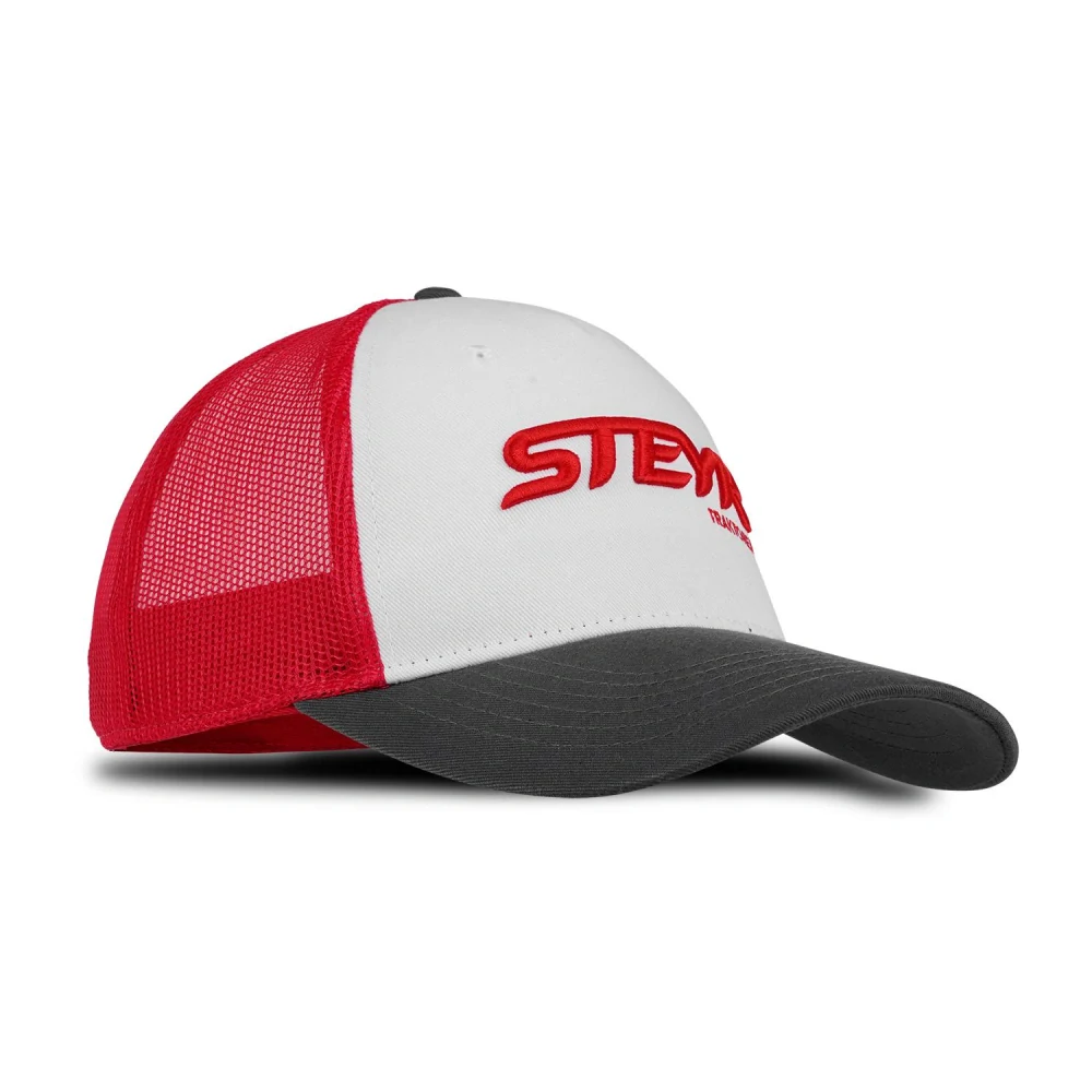 Červeno-bílá čepice STEYR s šedým kšiltem